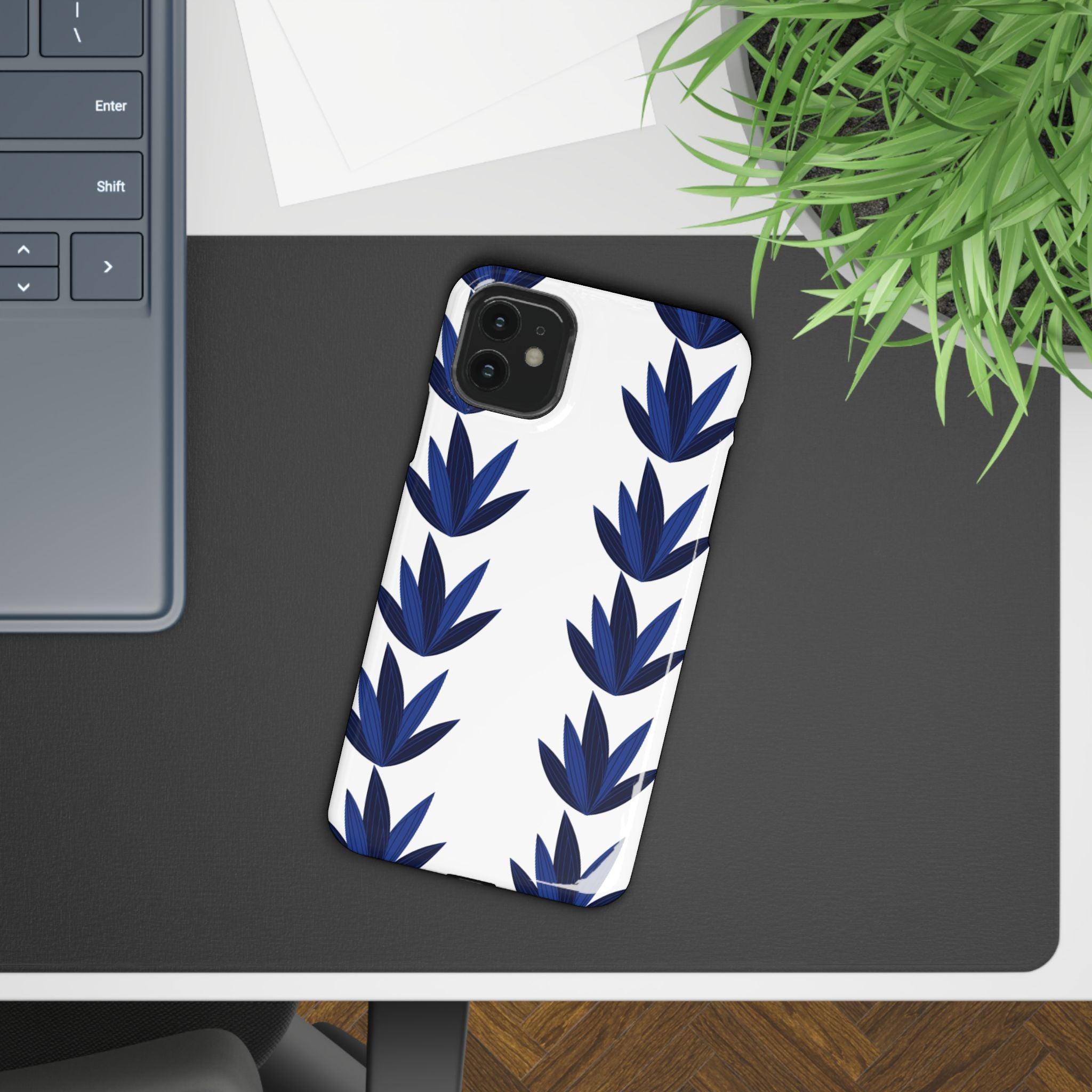Leafy Serenity Phone Case – Embrace Nature’s Calm