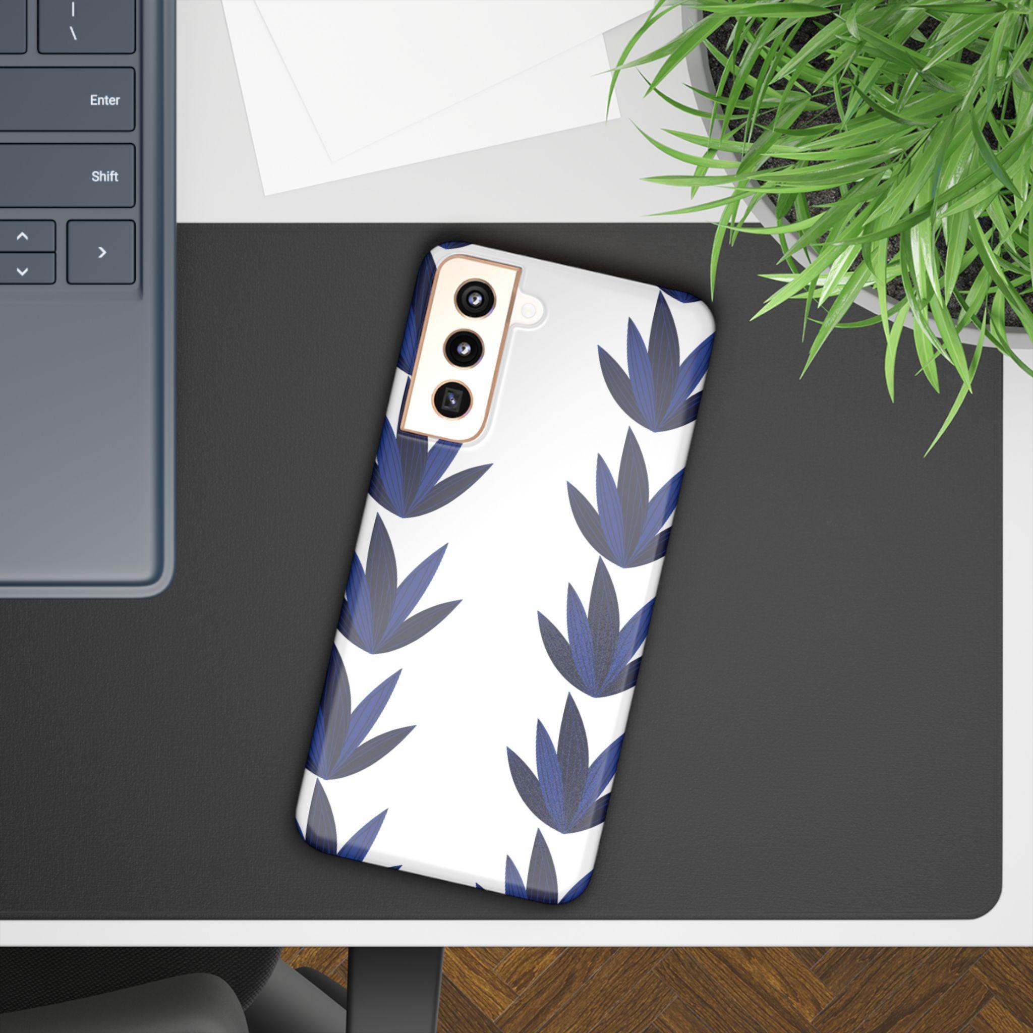 Leafy Serenity Phone Case – Embrace Nature’s Calm