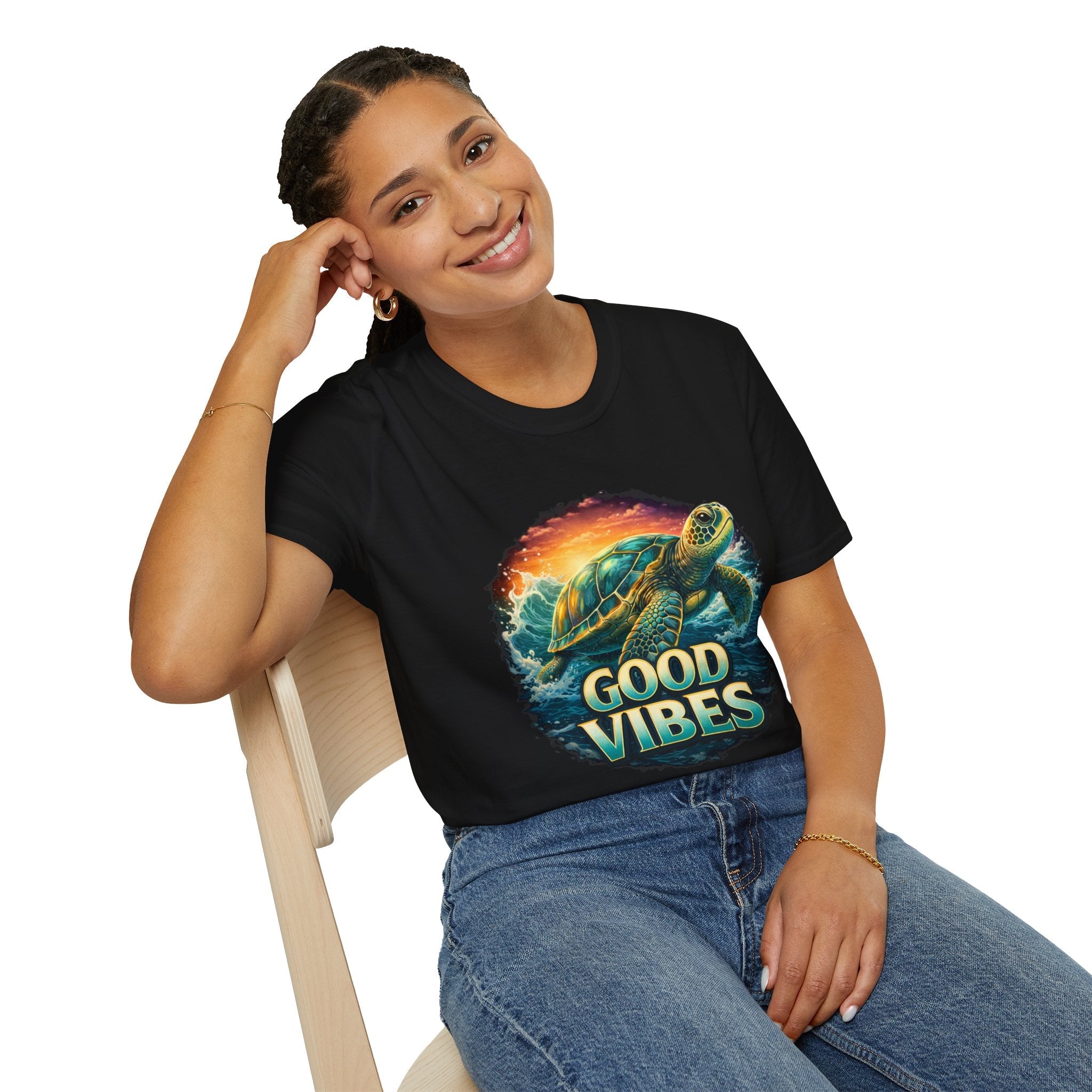 Sea Turtle 'Good Vibes' T-Shirt — Coastal Summer Surf Tee