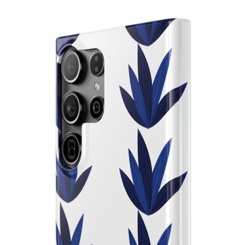 Leafy Serenity Phone Case – Embrace Nature’s Calm