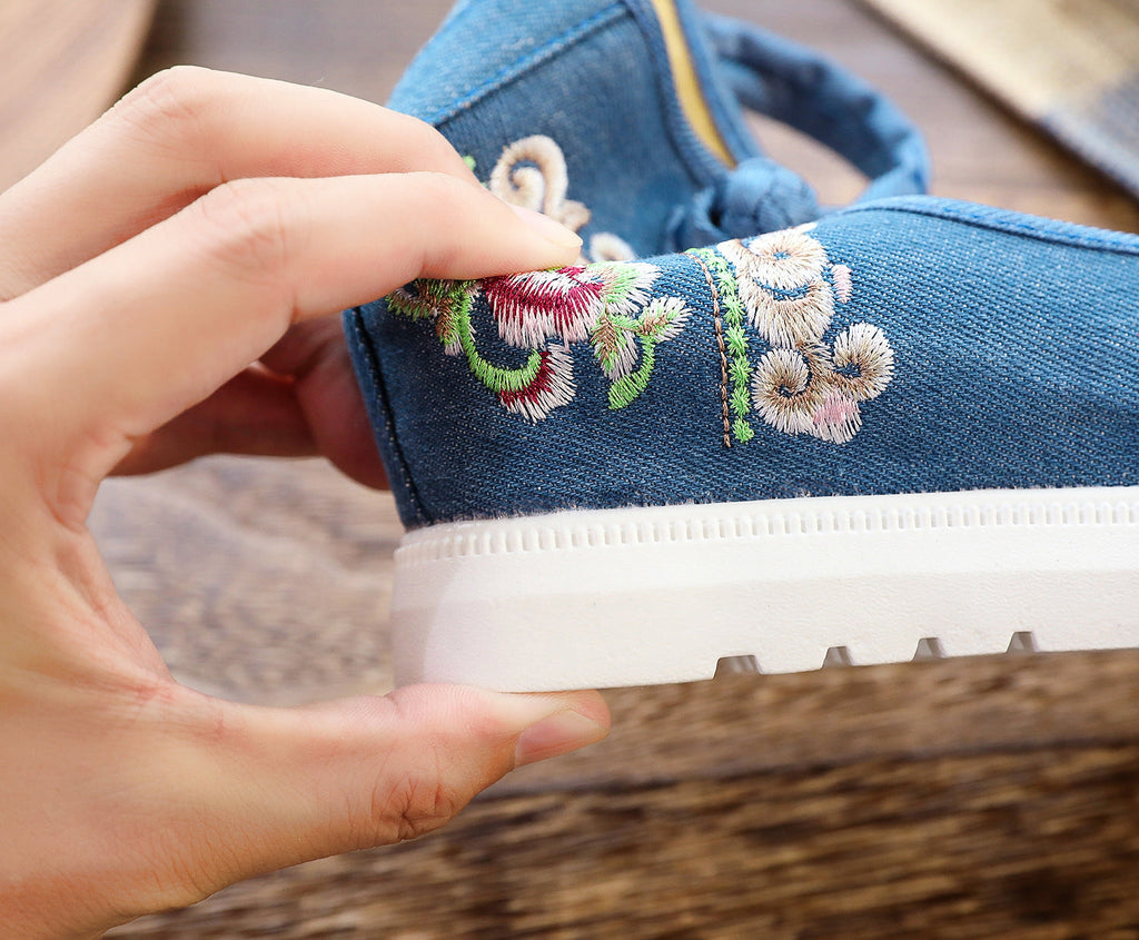 Inner High Heel Canvas Embroidered Women's Shoes