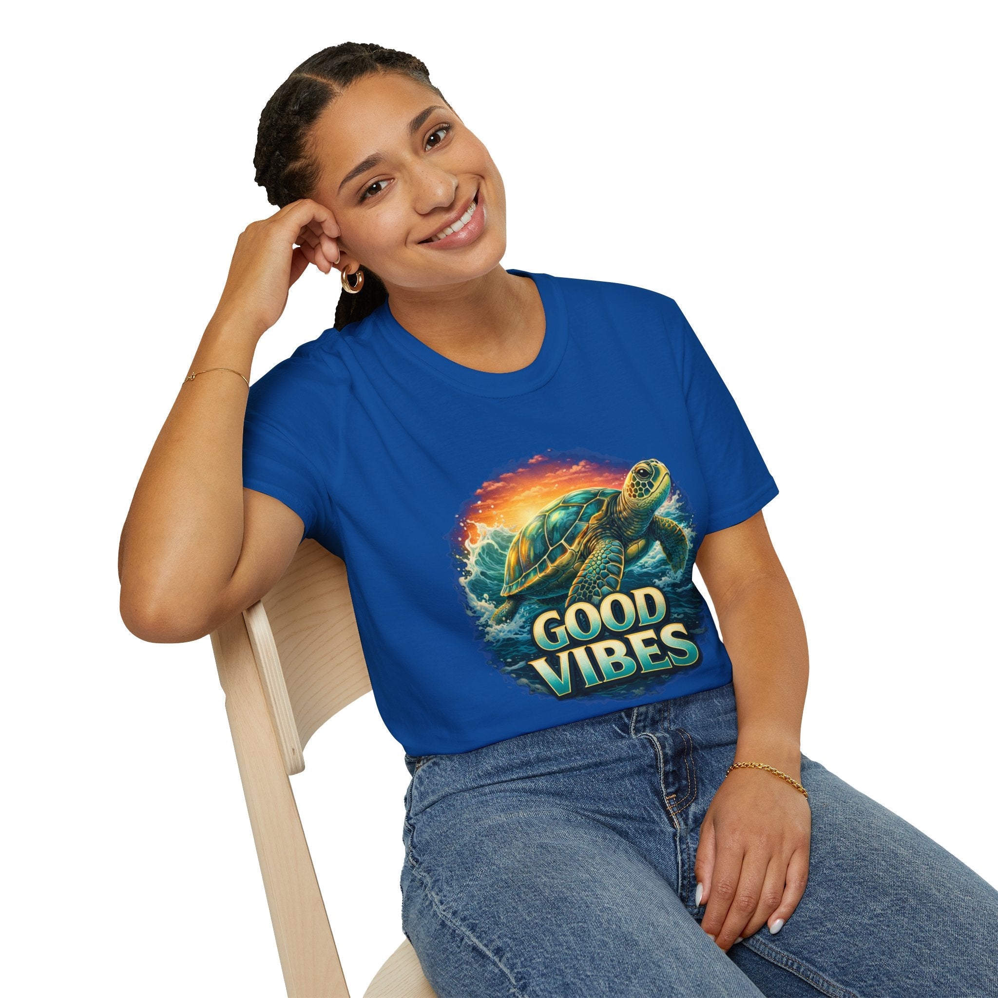 Sea Turtle 'Good Vibes' T-Shirt — Coastal Summer Surf Tee