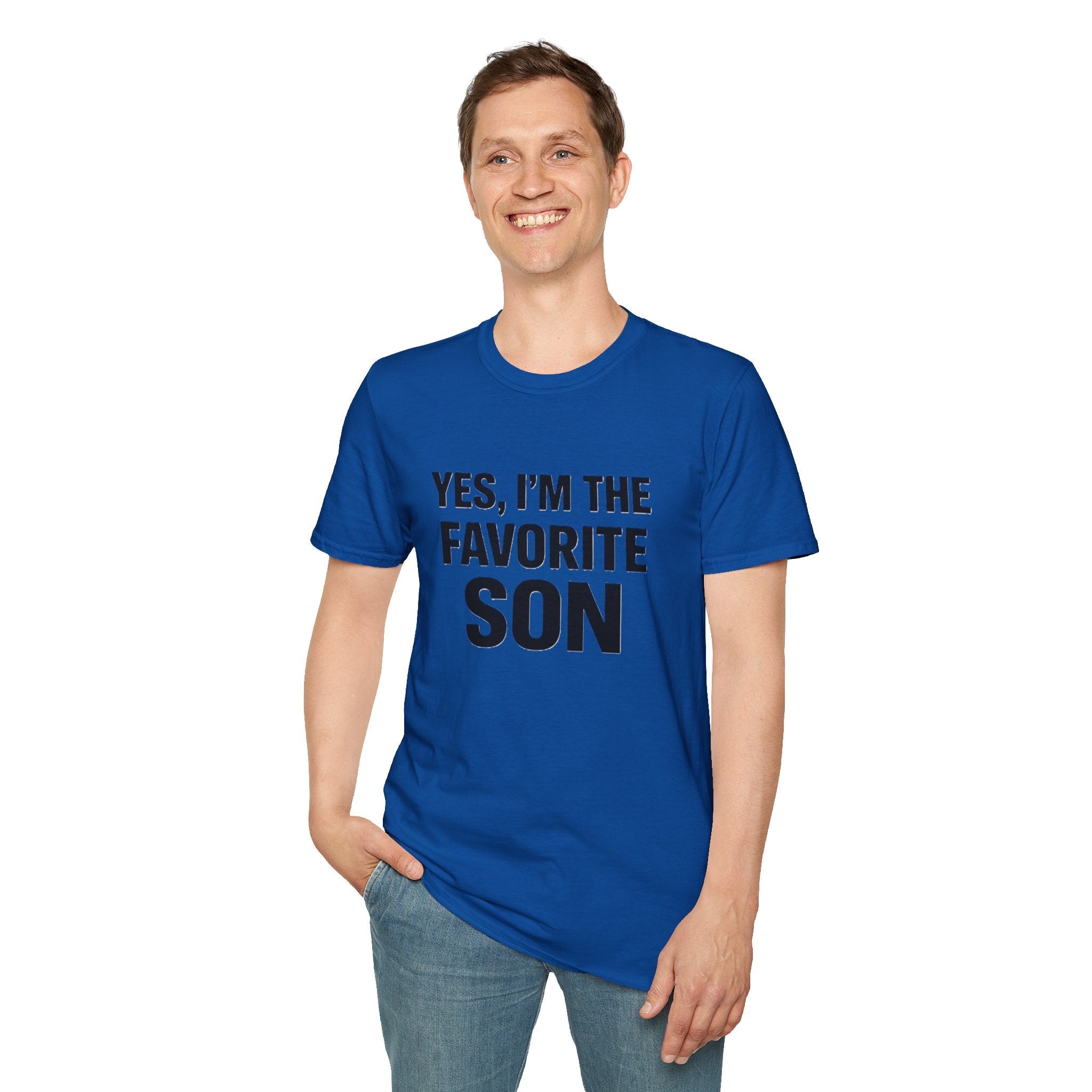 Yes I’m the Favorite Son T-Shirt — Funny Family Gift for Sons, Father’s Day & Birthdays