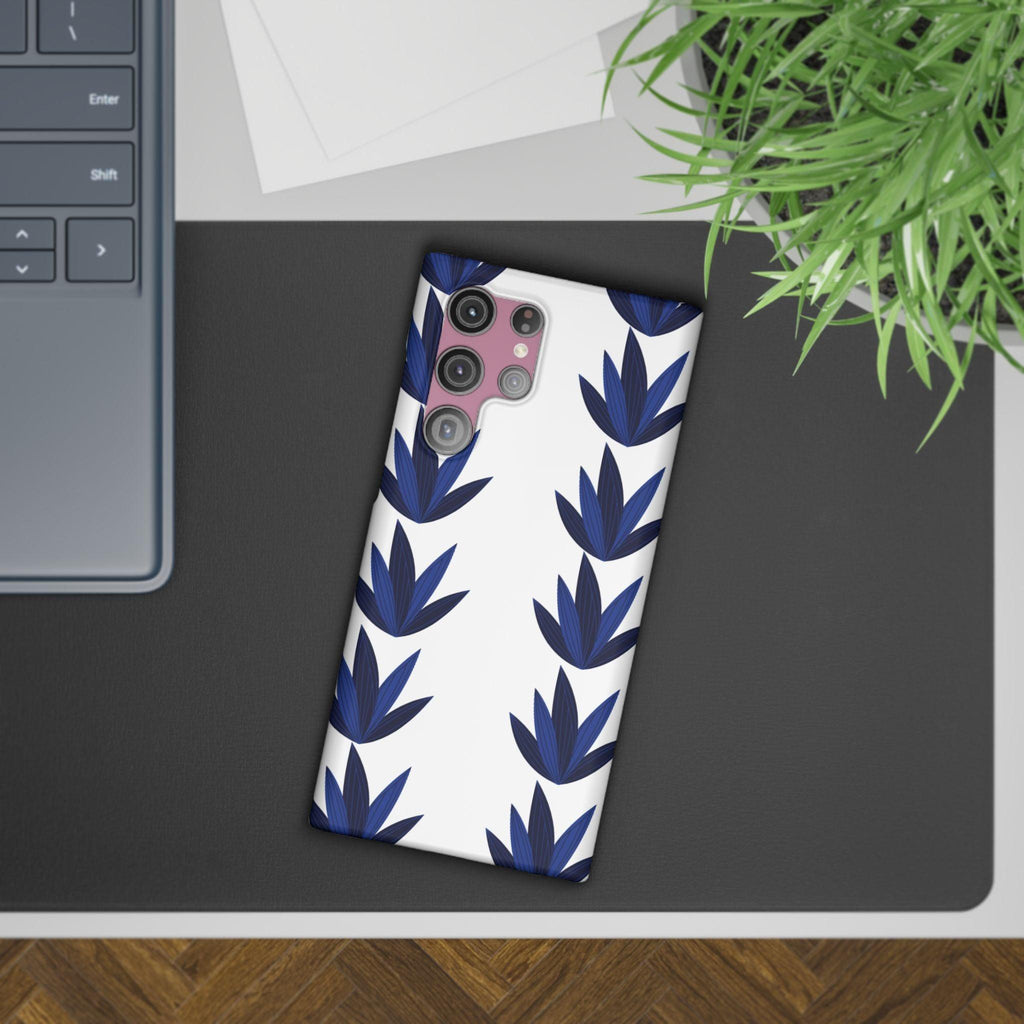 Leafy Serenity Phone Case – Embrace Nature’s Calm