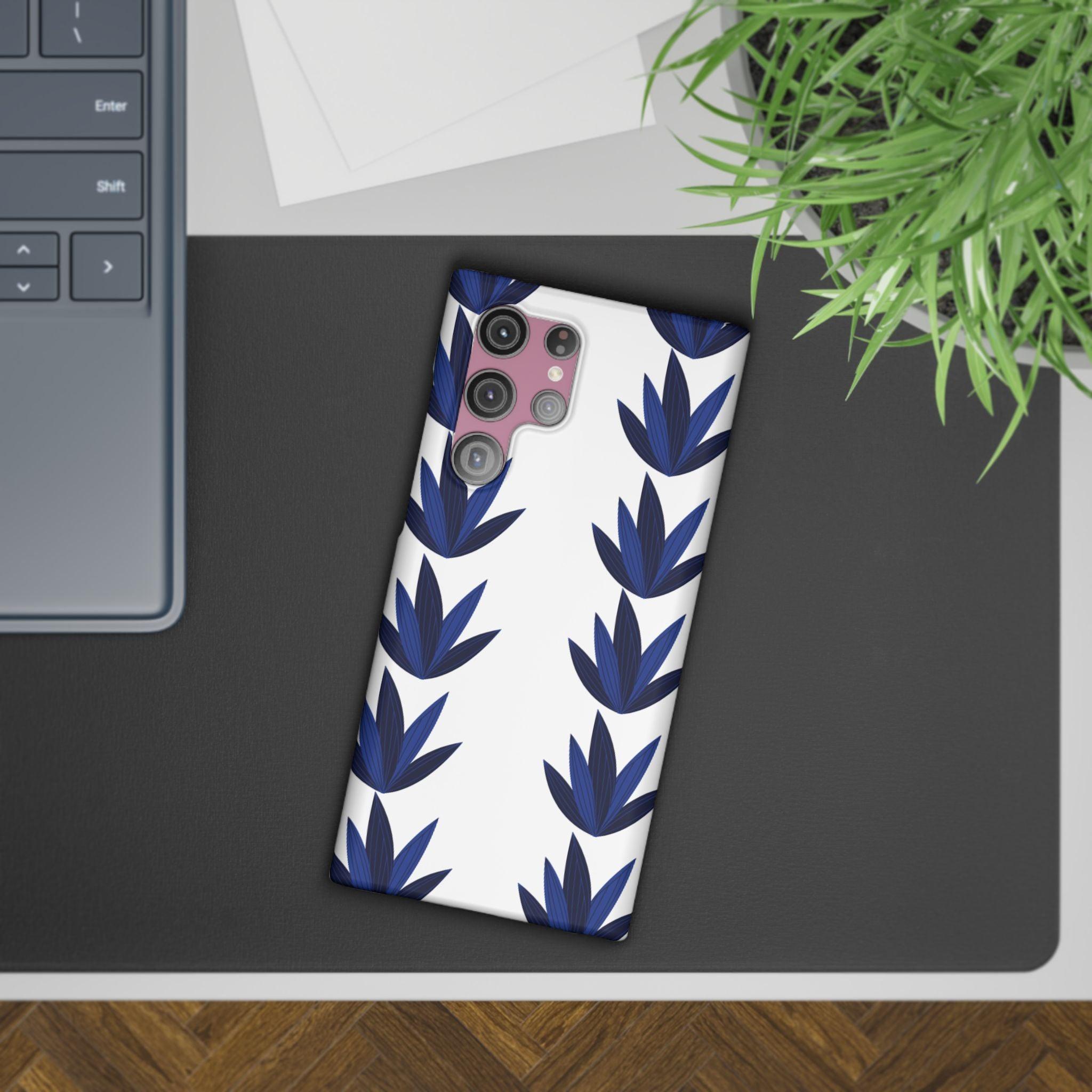 Leafy Serenity Phone Case – Embrace Nature’s Calm