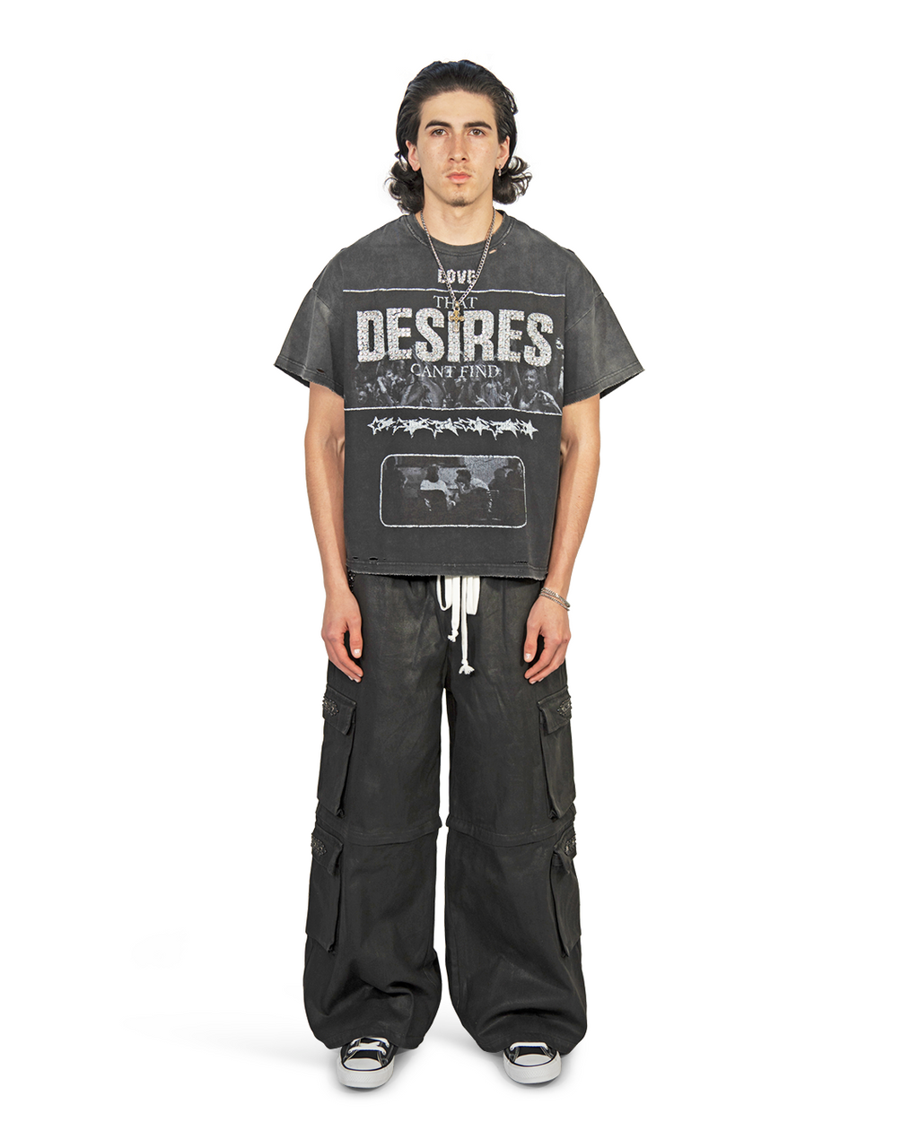 AMOR IN DESIRES TEE
