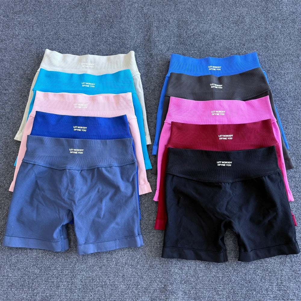 Impact Shorts with Logo Women Seamless Yoga - Scrunch Bum - Gym - Workout - Biker - Fitness