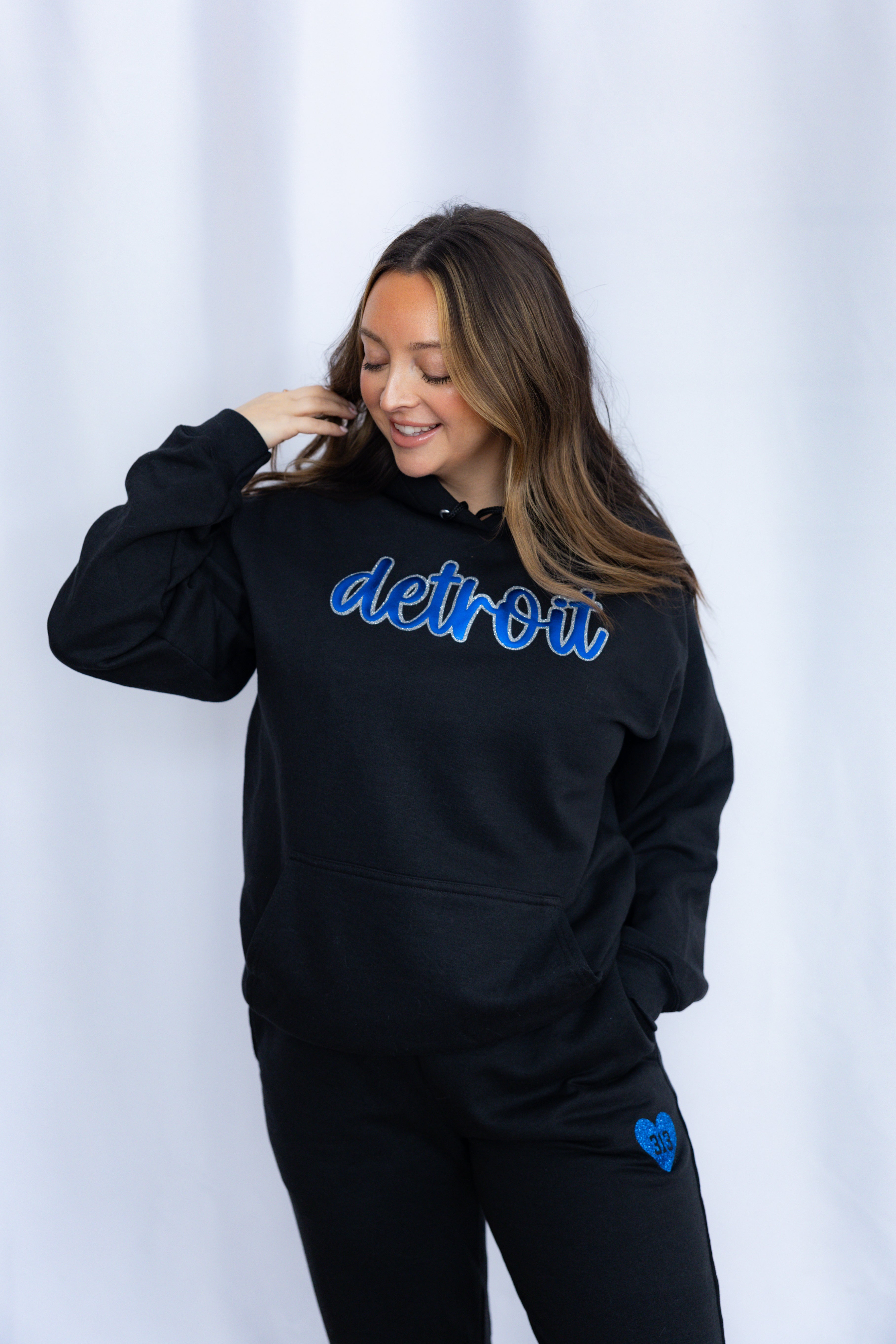 Black Detroit Script Sparkle + Puff Sweatsuit