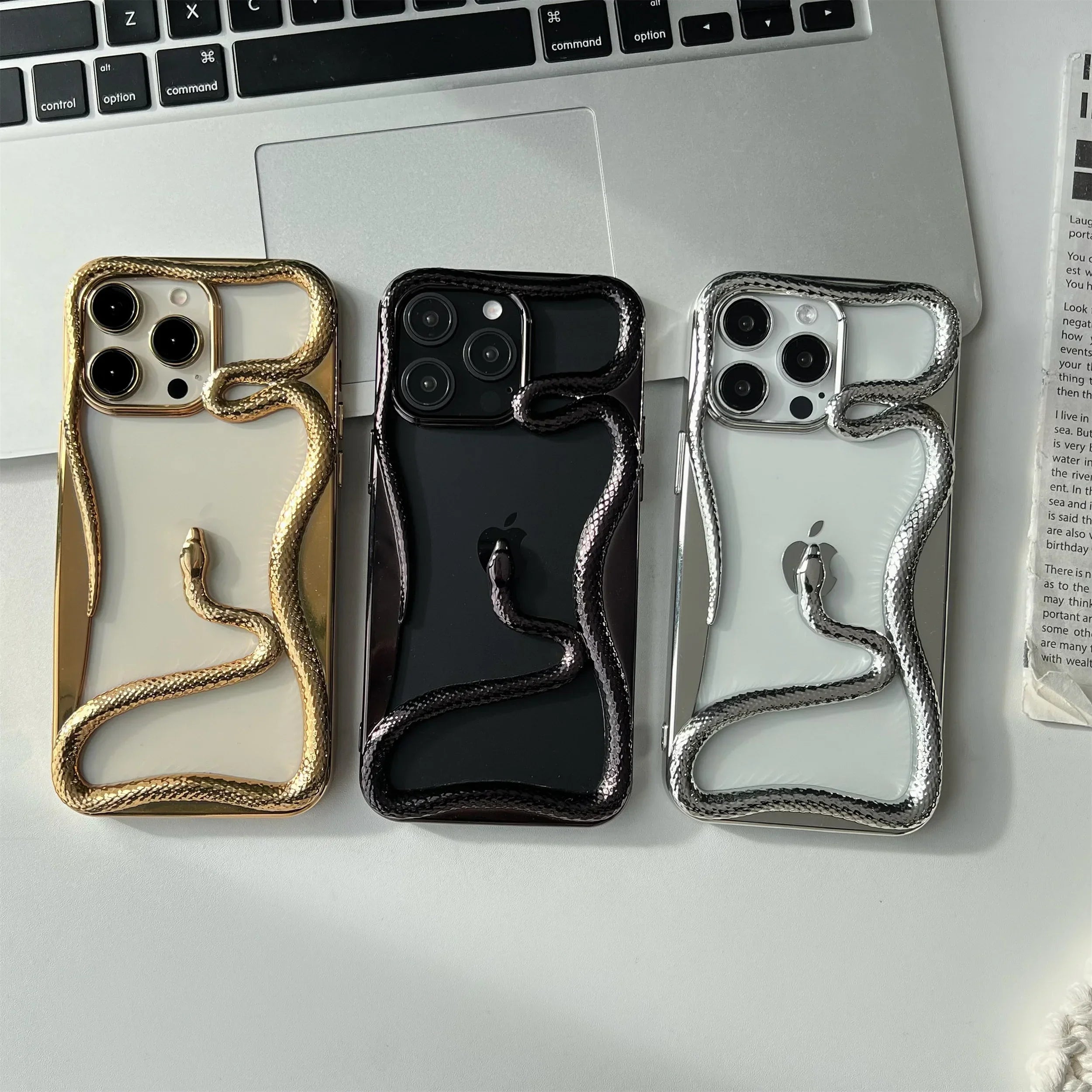 New 3D  Snake Pattern Matte Phone Case for iPhone 15 16 Pro Max 13 12 15 16 Pro 16 Plus Hollow Slim Shockproof Protective Cover