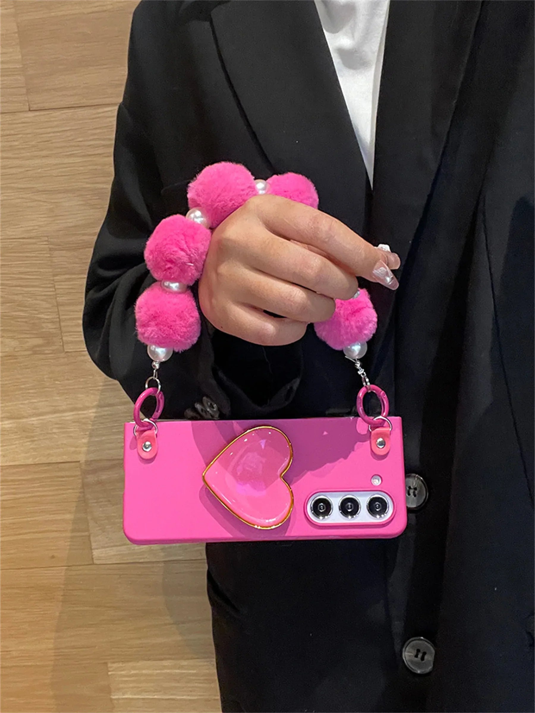 Luxury Korean Love Heart Bracket Case with Hairball Ball Pearl Chain for Galaxy Z Fold 5 Z Fold4 Fold3 Zfold56 Portable Cover