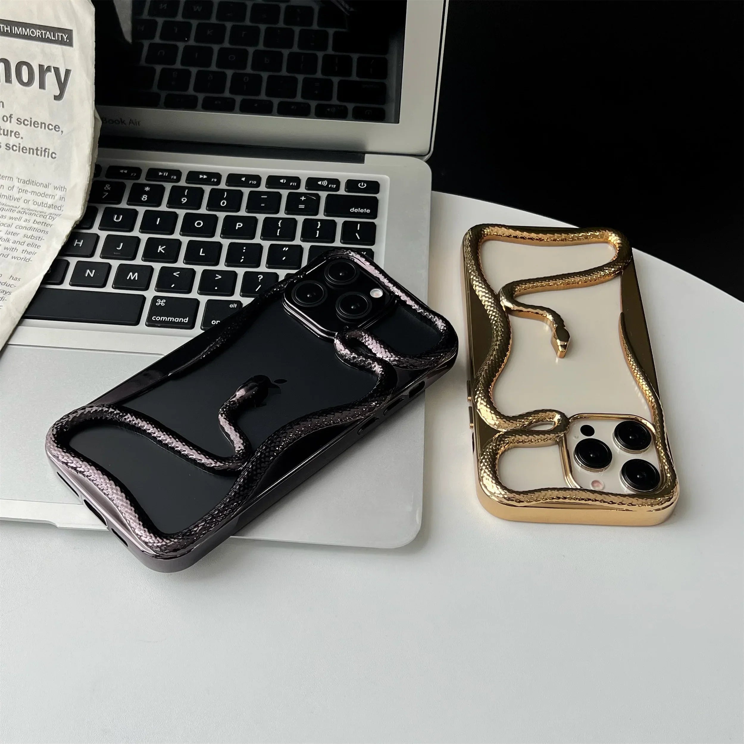 New 3D  Snake Pattern Matte Phone Case for iPhone 15 16 Pro Max 13 12 15 16 Pro 16 Plus Hollow Slim Shockproof Protective Cover