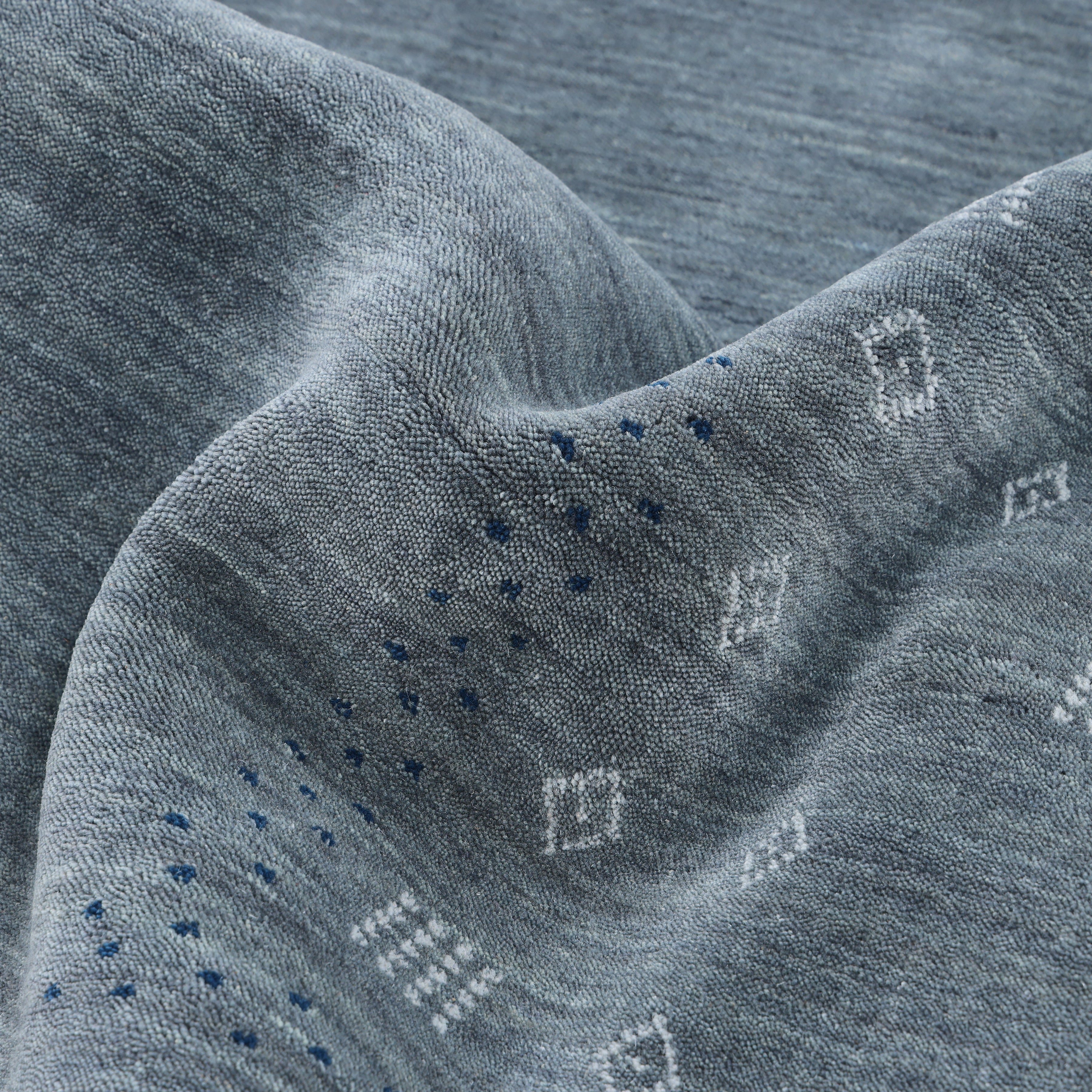 Simi, Handmade Area Rug - Gray