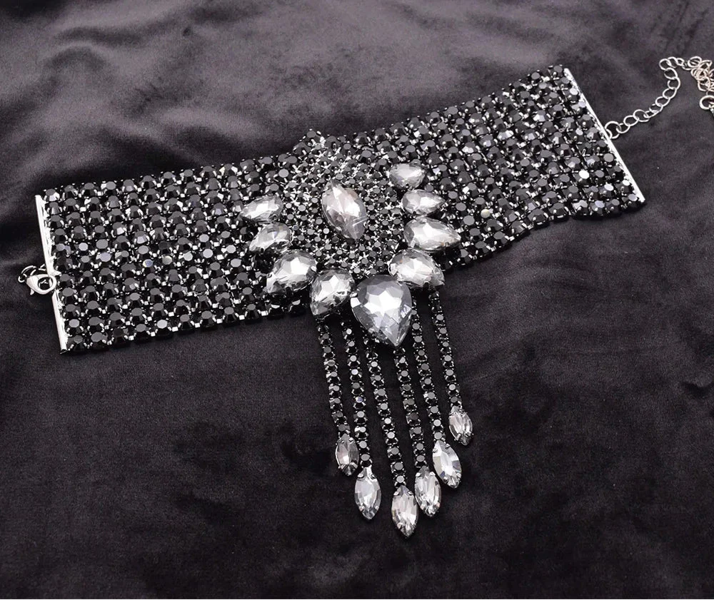 Rhinestone Shoulder Choker Necklace & Bracelet Jewelry Set