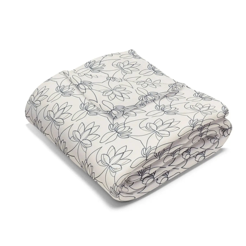 Arctic Fleece Blanket - Cozy Lotus Pattern Winter Warmth - DipaliZ