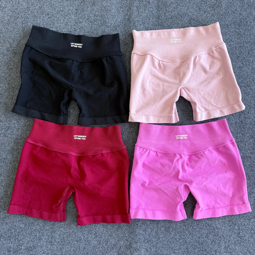 Impact Shorts with Logo Women Seamless Yoga - Scrunch Bum - Gym - Workout - Biker - Fitness
