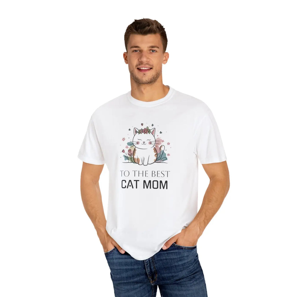 Cozy Unisex Cat Mom Tee - Playful Cat Lover Design - DipaliZ