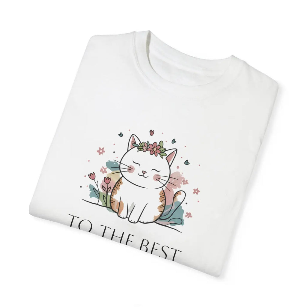 Cozy Unisex Cat Mom Tee - Playful Cat Lover Design - DipaliZ
