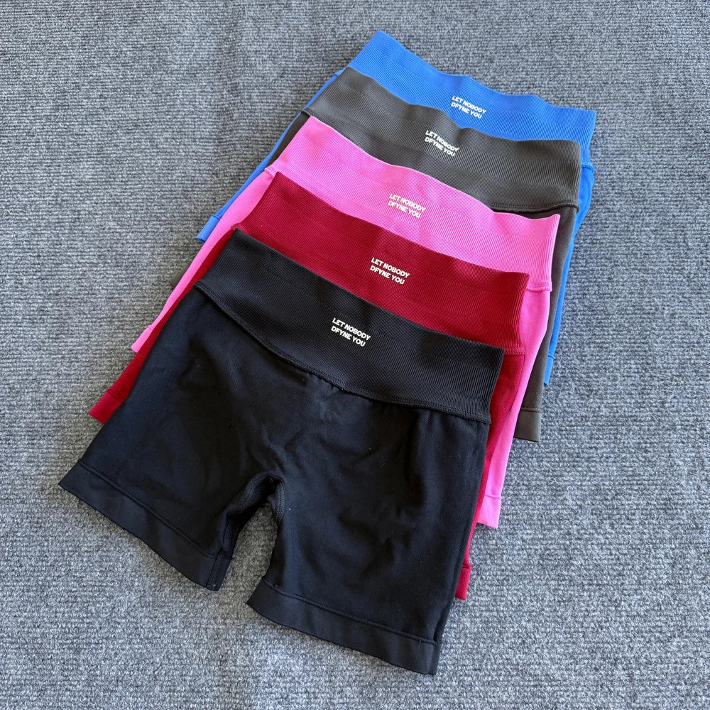Impact Shorts with Logo Women Seamless Yoga - Scrunch Bum - Gym - Workout - Biker - Fitness