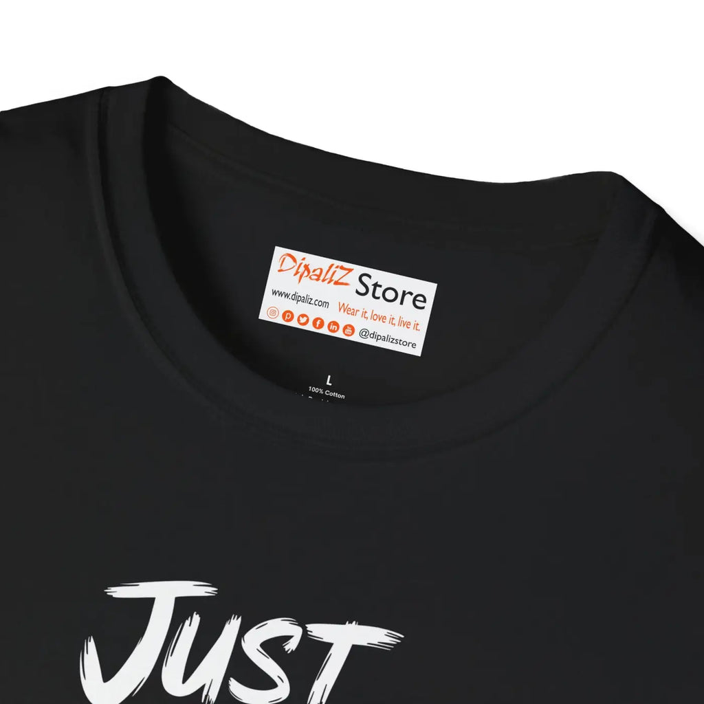Chill Snowman T-Shirt - Softstyle Unisex Quirky Style - DipaliZ