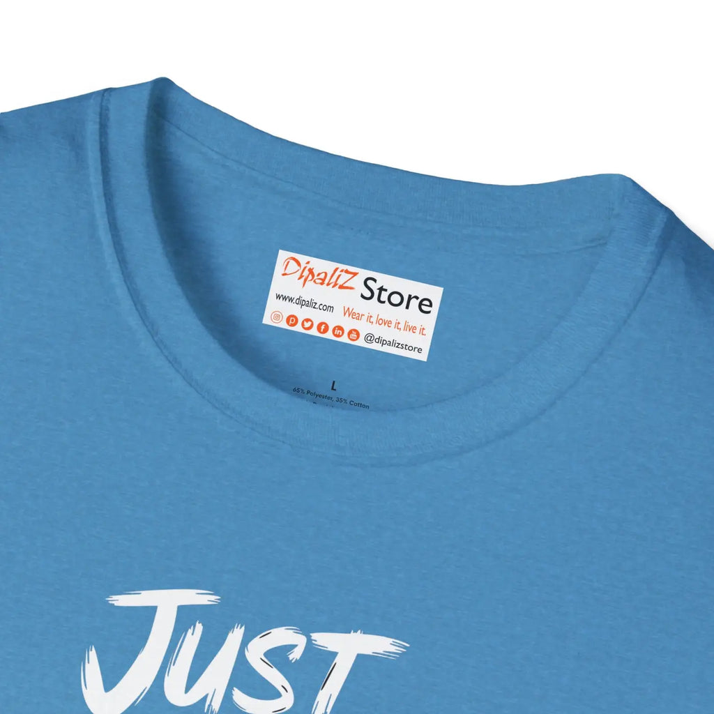 Chill Snowman T-Shirt - Softstyle Unisex Quirky Style - DipaliZ