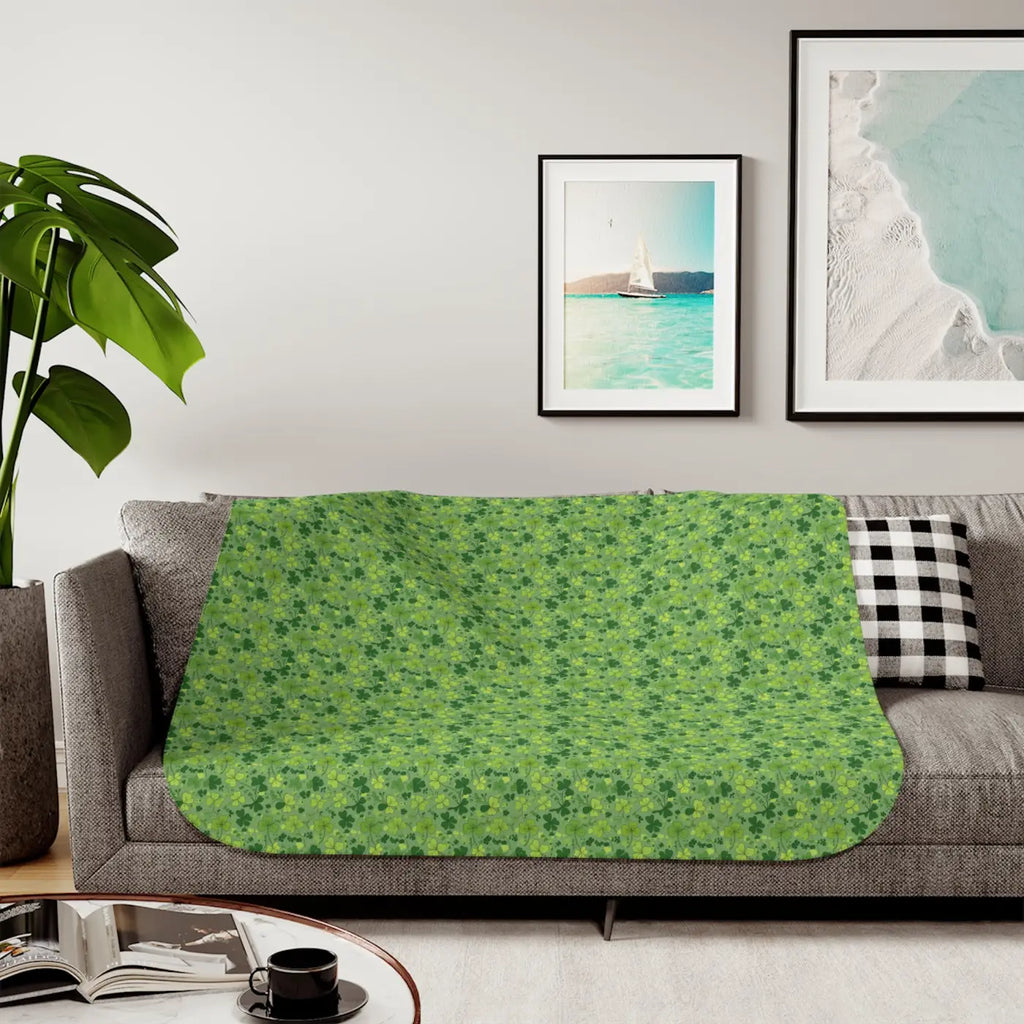 Cozy Leaf Sherpa Blanket - Ultra Soft Polyester - DipaliZ