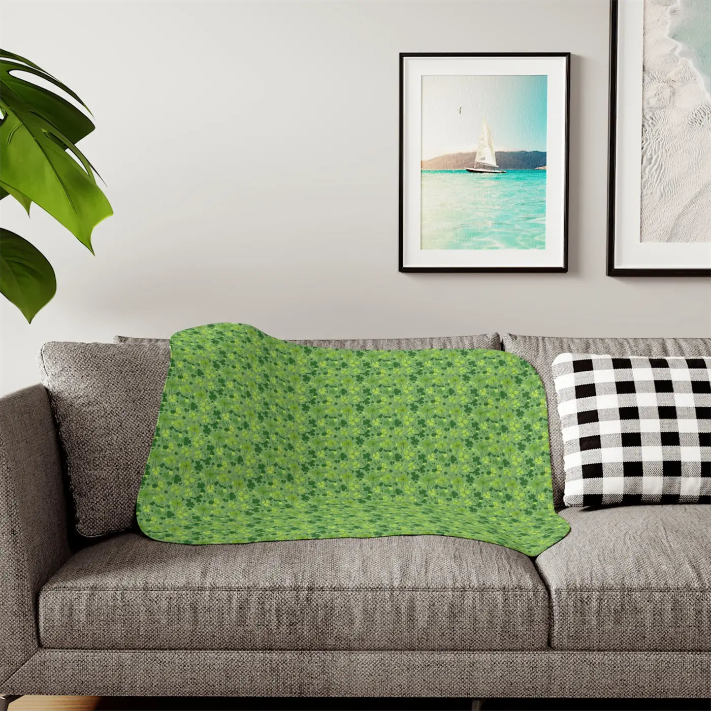 Cozy Leaf Sherpa Blanket - Ultra Soft Polyester - DipaliZ