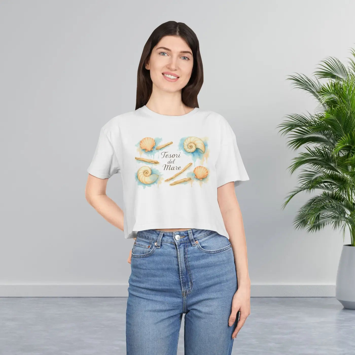 Seashell Graphic Tee - Breezy Beach Vibe Crop Top - DipaliZ