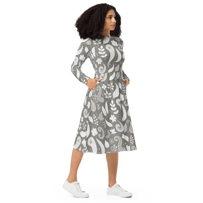 Pocket-Perfect Paisley Midi Dress - Feel Comfortable - DipaliZ