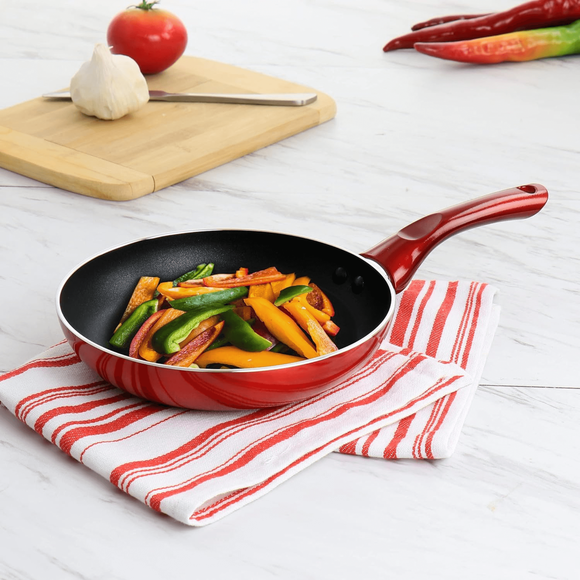 Better Chef 8-Inch Heavy-Gauge Aluminum Non-Stick Fry Pan