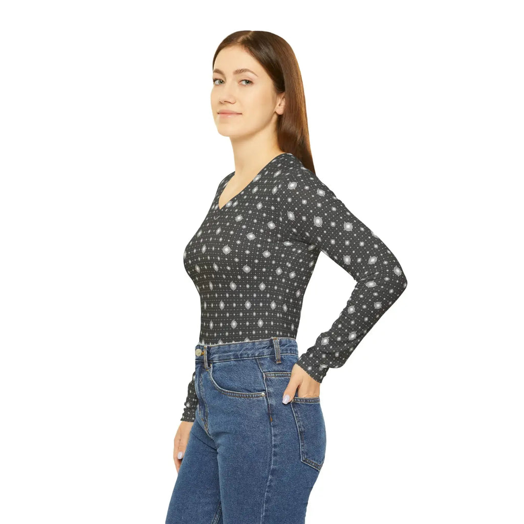 Long Sleeve V Neck Tee - White Spiral Pattern - DipaliZ