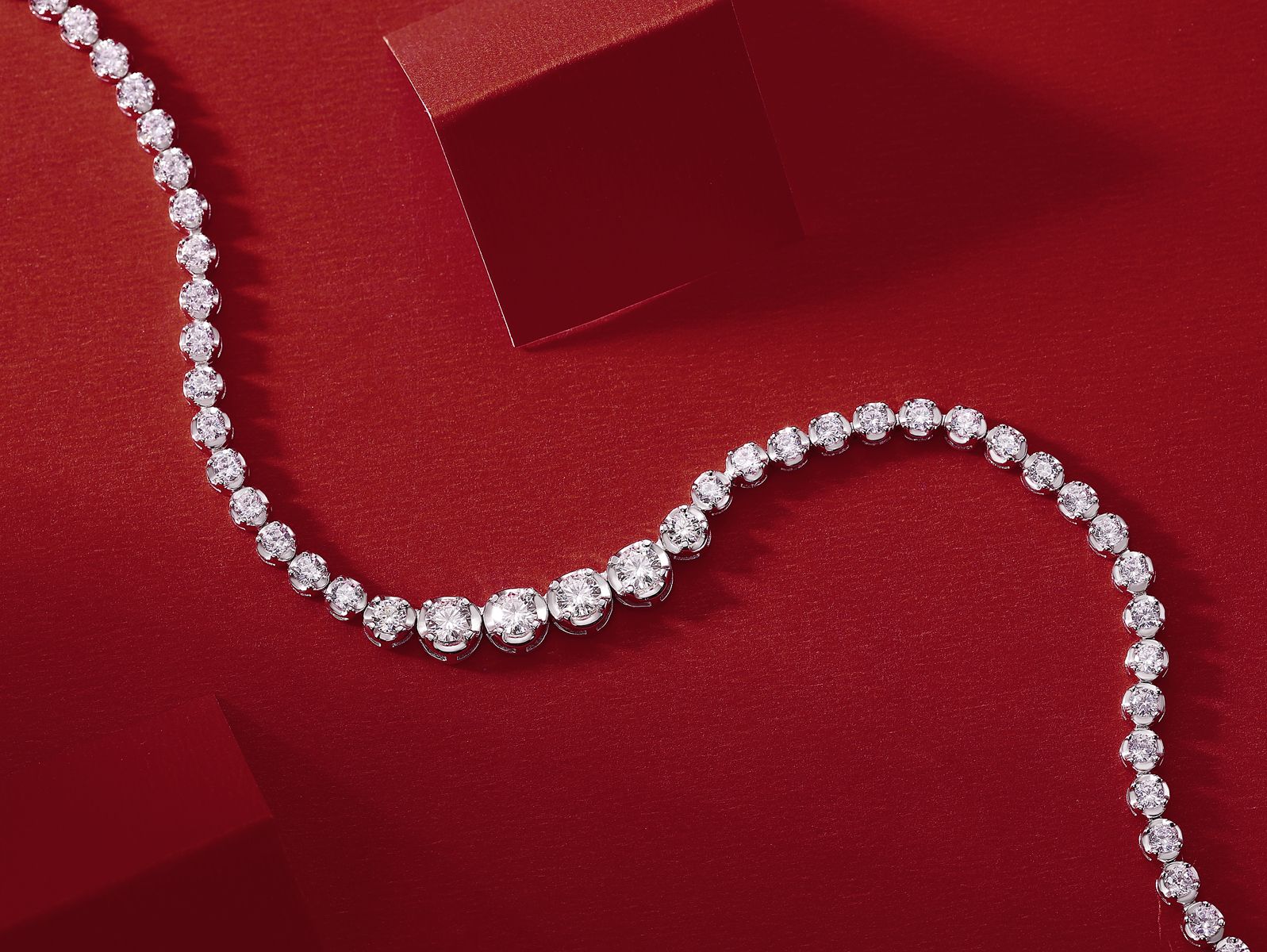 In the Name of Light - A fashionable and trendy jewelry necklace pendant set with Moissanite S925 sterling silver and Platinum-plated diamond