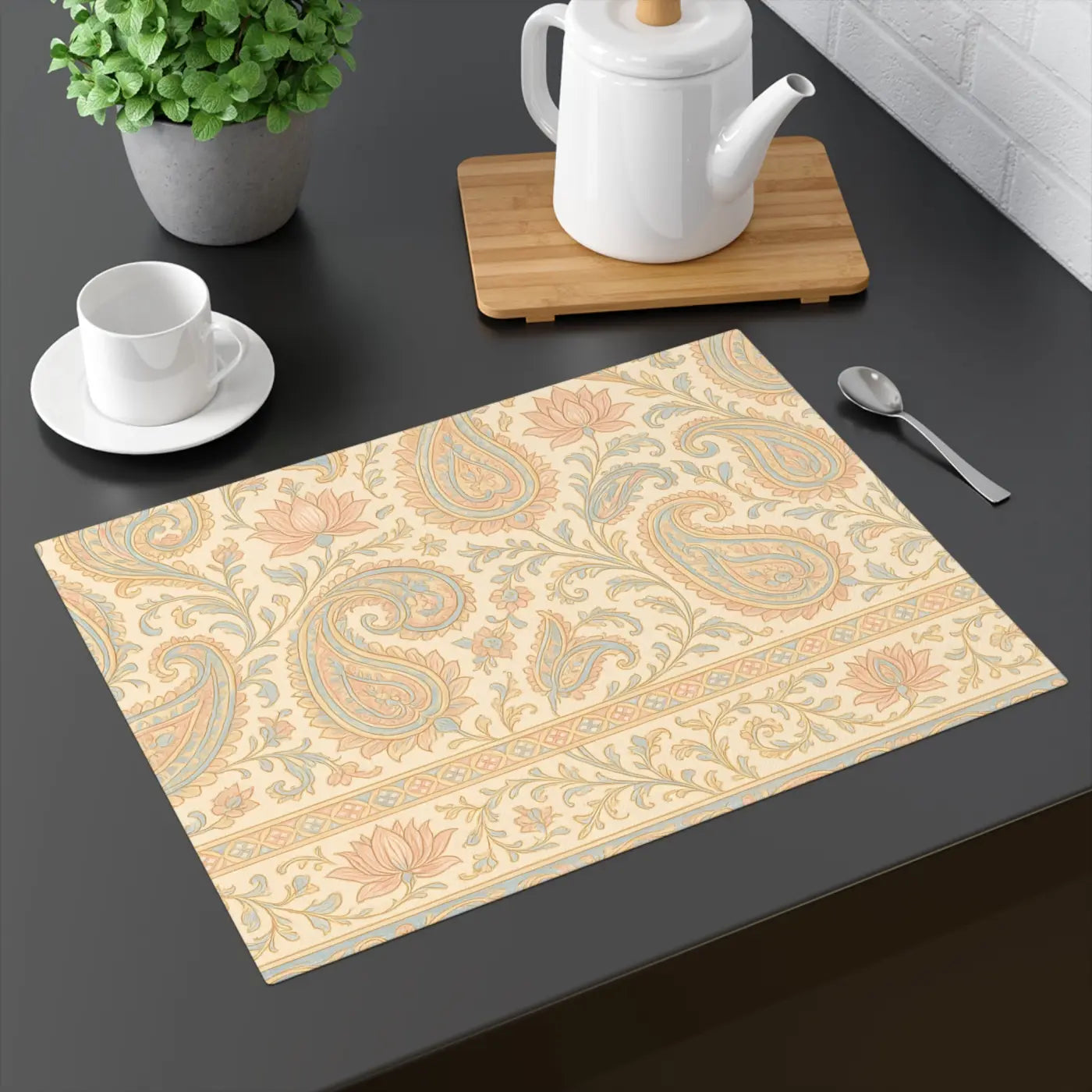 Elegant Floral Placemat - Vintage Style Table Setting - DipaliZ