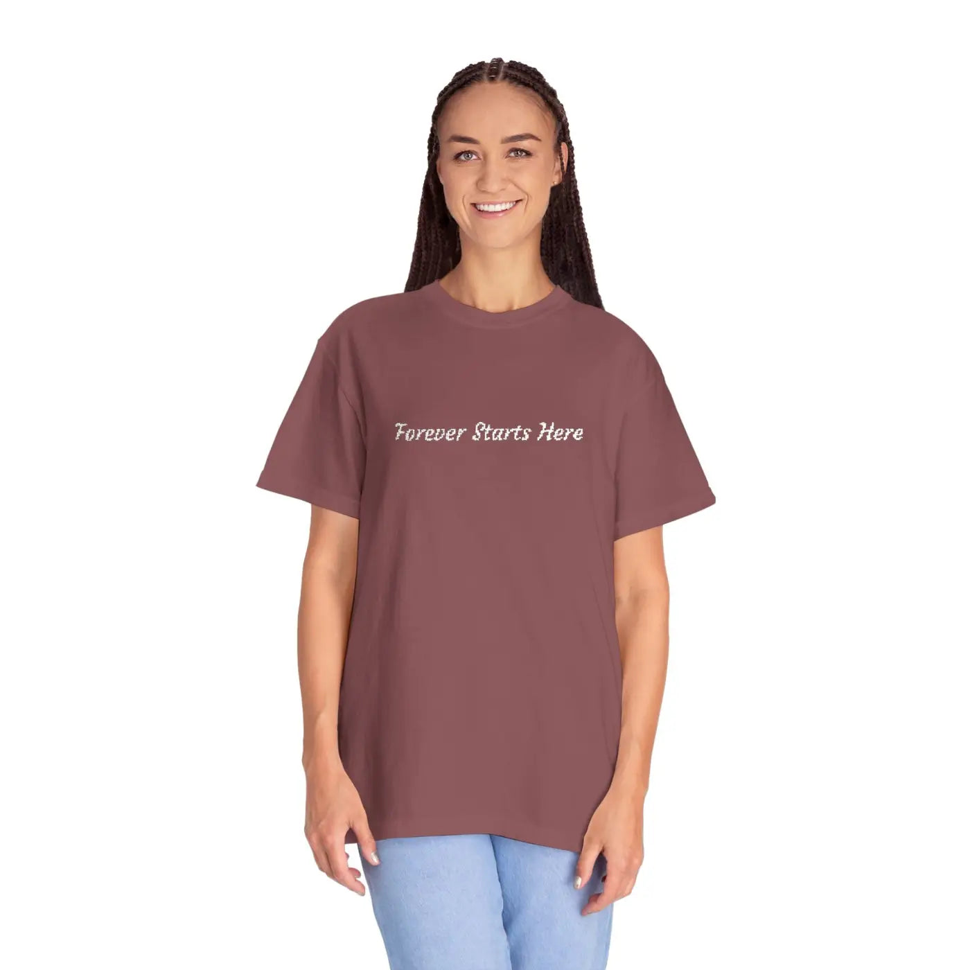 Embroidered Minimalist Graphic Tee - Everyday Style - DipaliZ