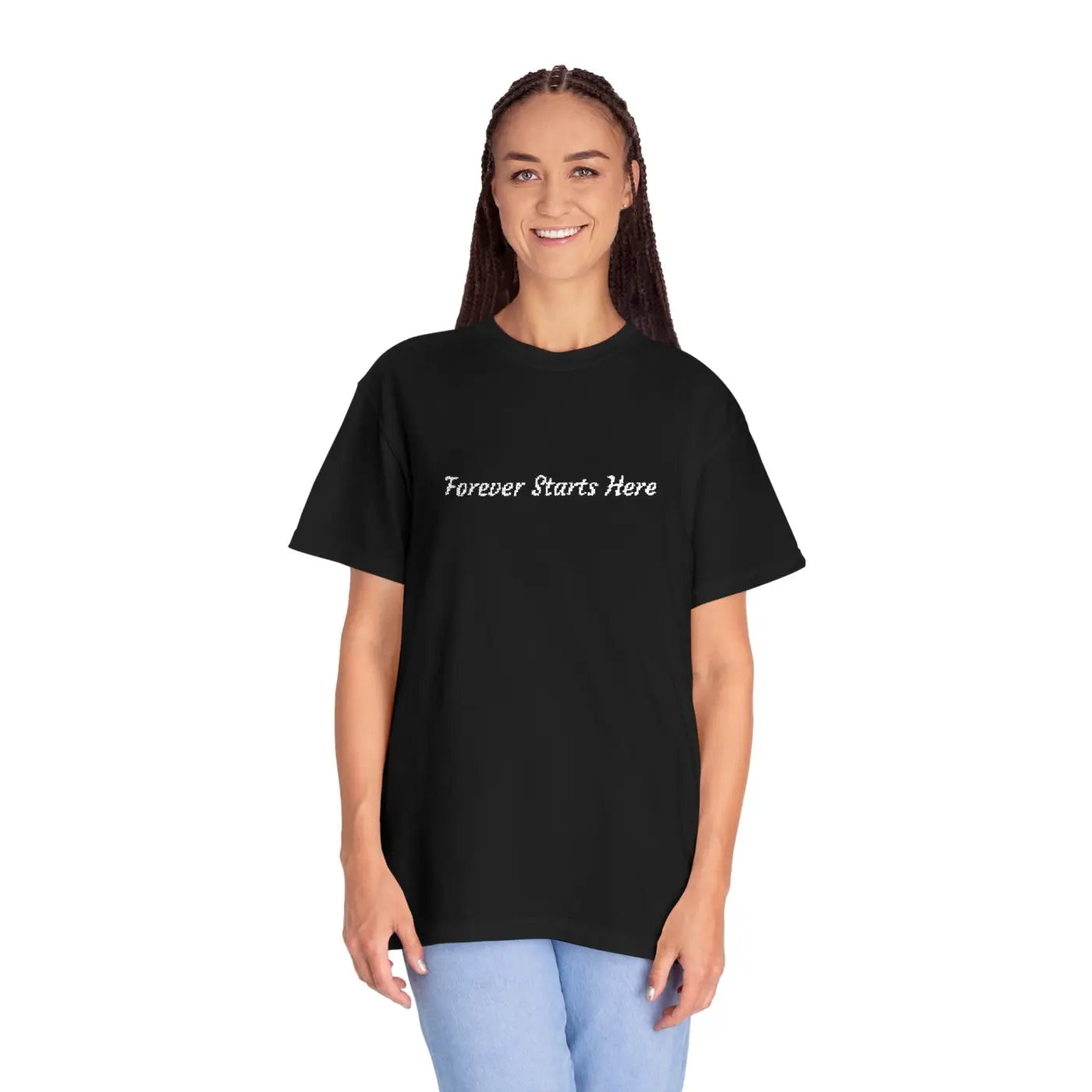 Embroidered Minimalist Graphic Tee - Everyday Style - DipaliZ