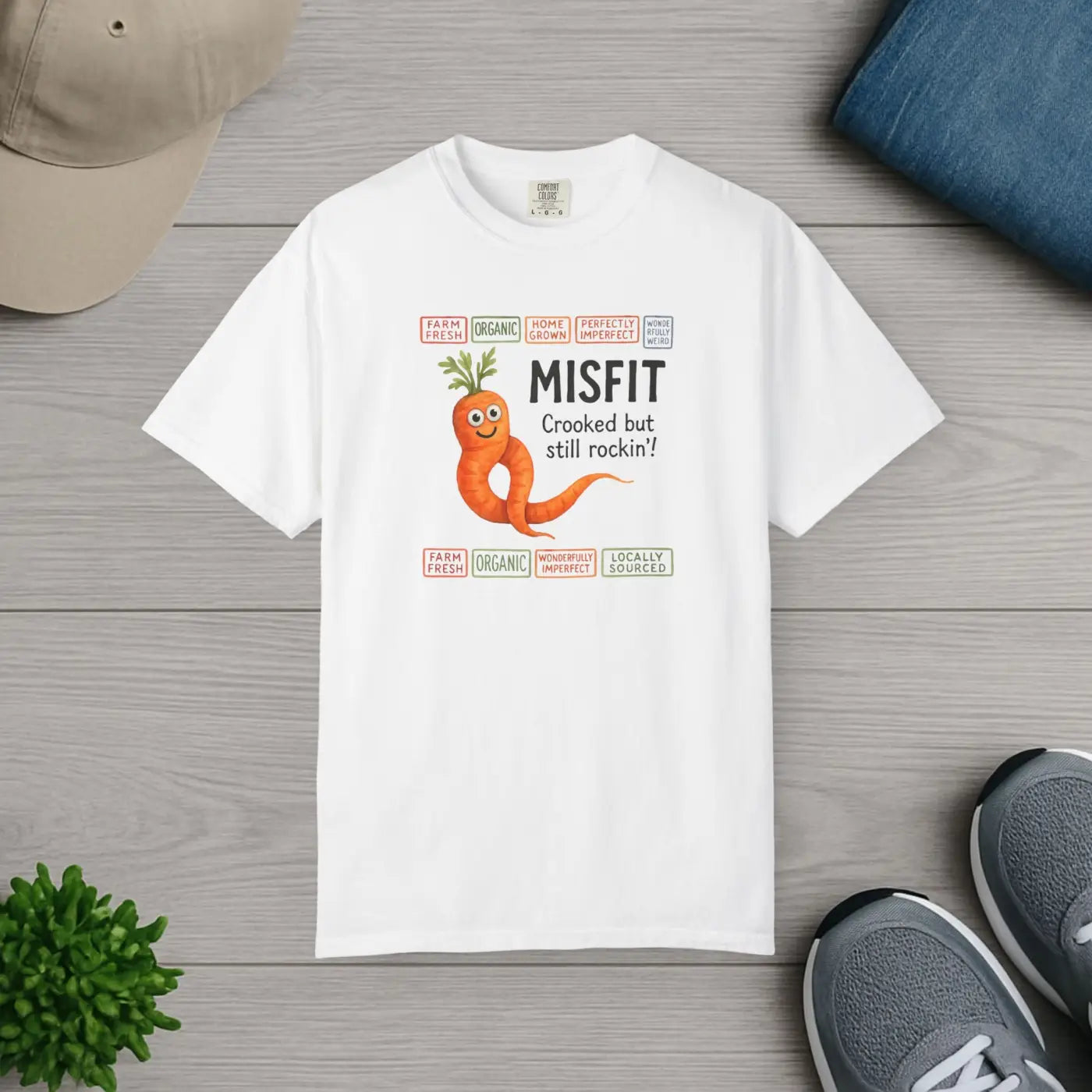 Garment-Dyed T-Shirt - Misfit Carrot Design Vintage Feel - DipaliZ