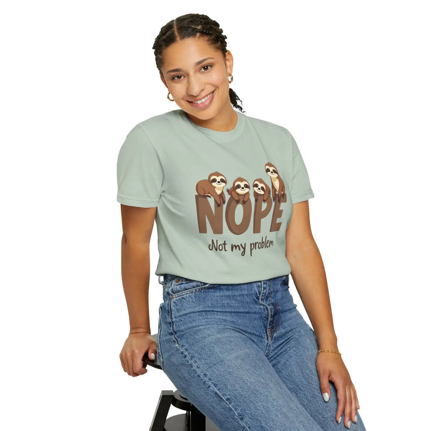 Funny Sloth Graphic Tee - Relaxed Vibes Unisex - DipaliZ