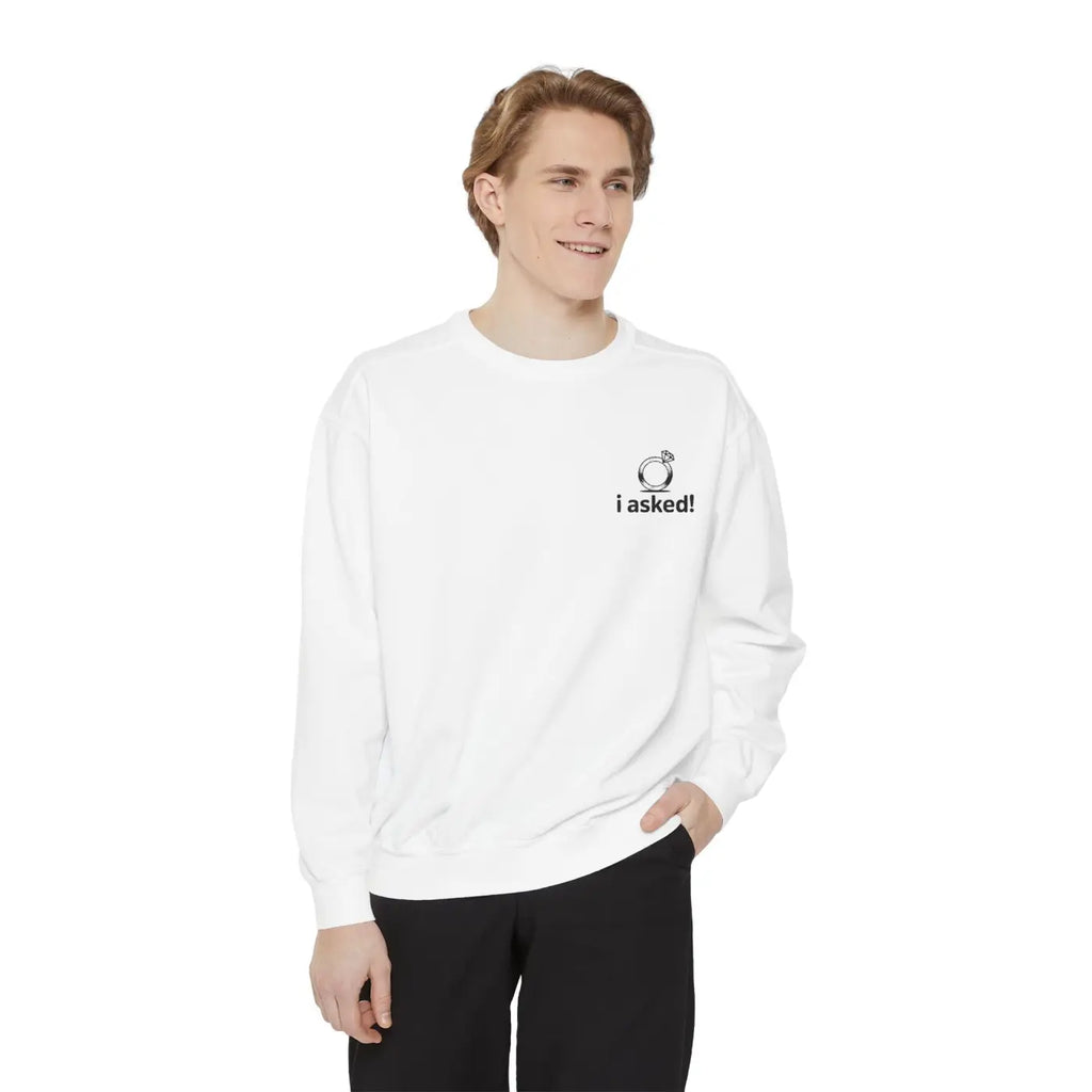 Garment-Dyed Sweatshirt - Cozy Casual Wear Essential - DipaliZ