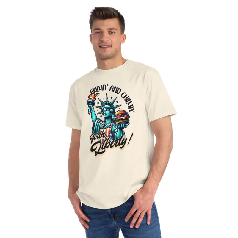 Liberty Statue Tee - Iconic Freedom Design - DipaliZ