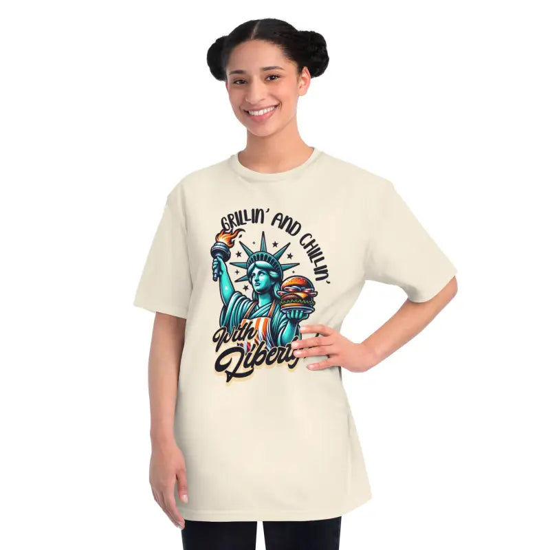 Liberty Statue Tee - Iconic Freedom Design - DipaliZ