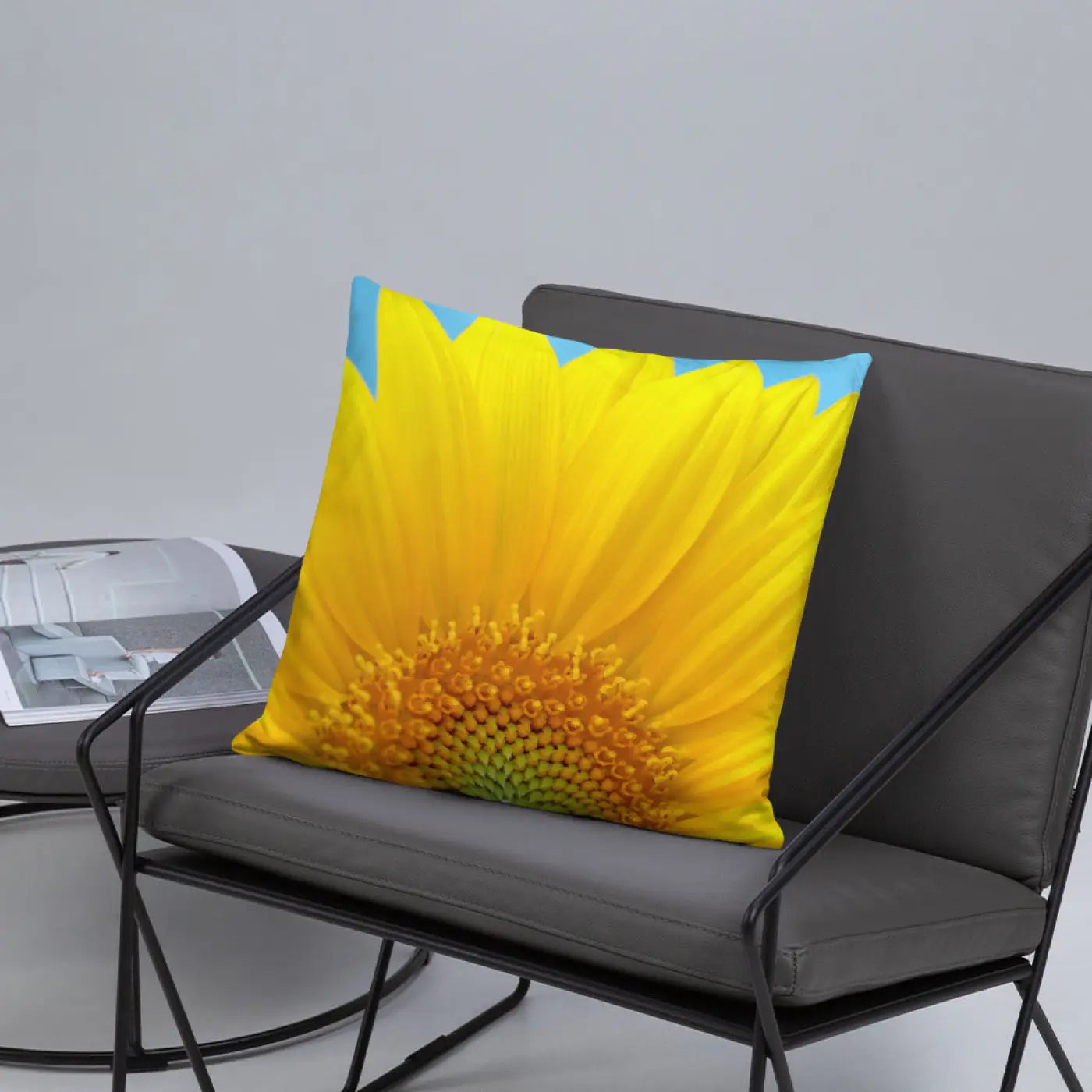Sunflower Throw Pillow - Insert Included Shape Retaining - DipaliZ