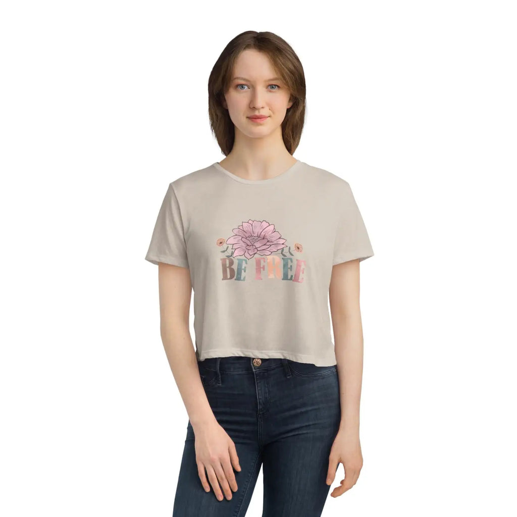 Flowy Cropped Tee - Chic Comfort for Women - DipaliZ