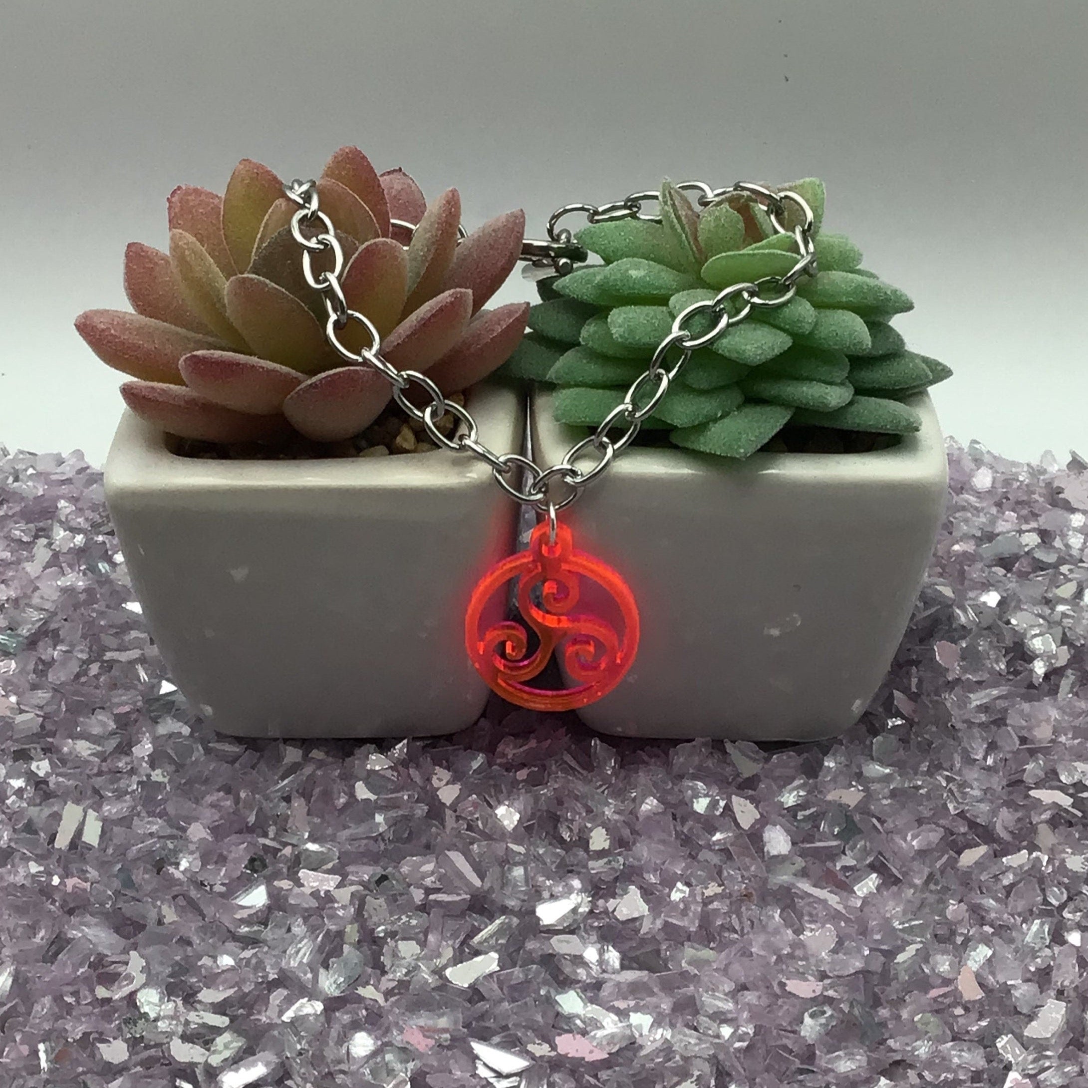 Triskelion Hot Pink Acrylic on 7" Chain Bracelet