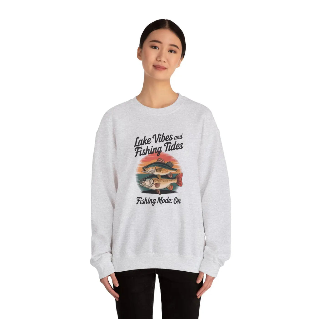 Lake Vibes Heavy Blend Crewneck - Fishing Days Comfort - DipaliZ