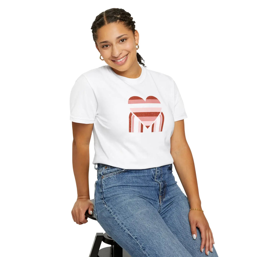 Love Pie Graphic Tee - Vintage Retro Heart Design - DipaliZ