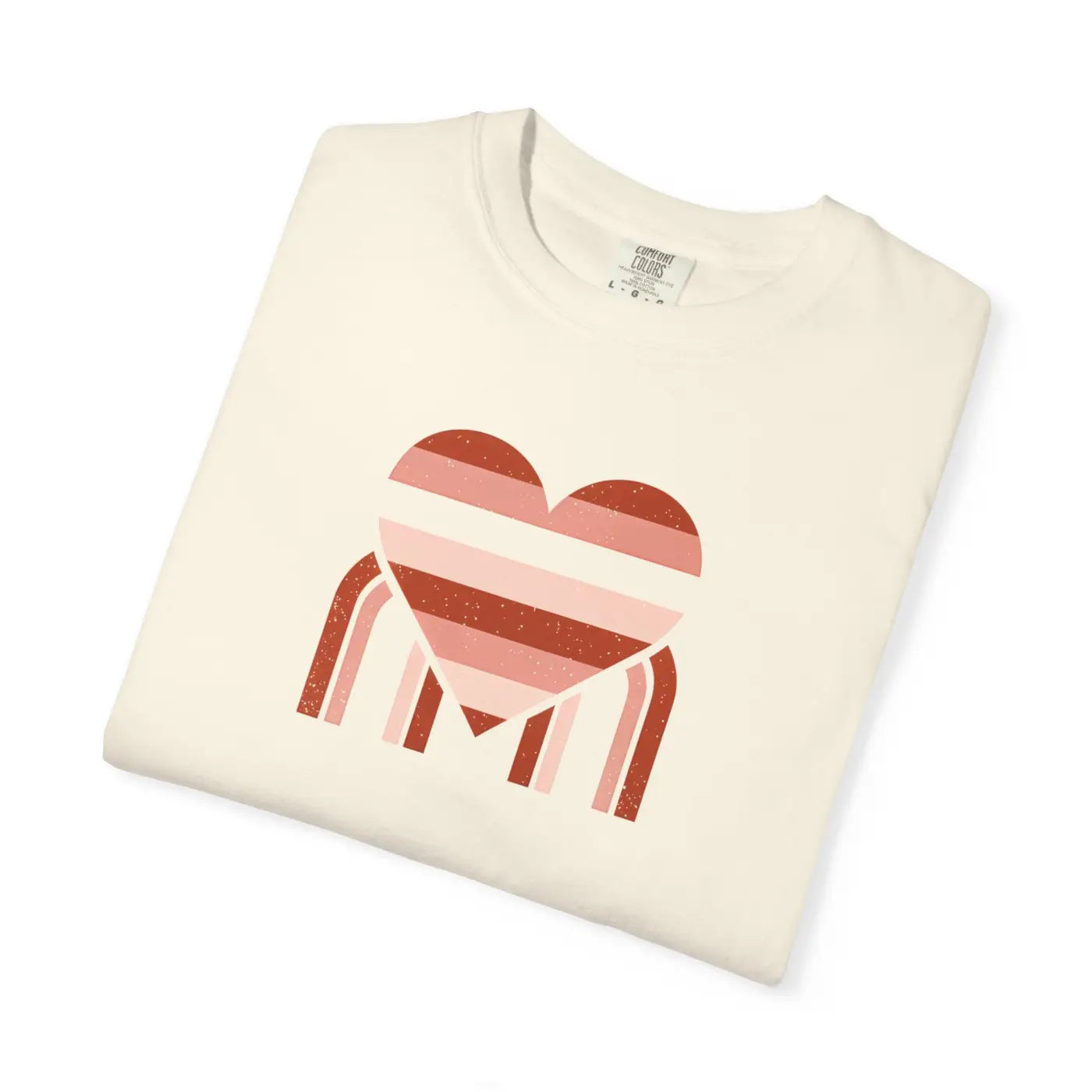 Love Pie Graphic Tee - Vintage Retro Heart Design - DipaliZ