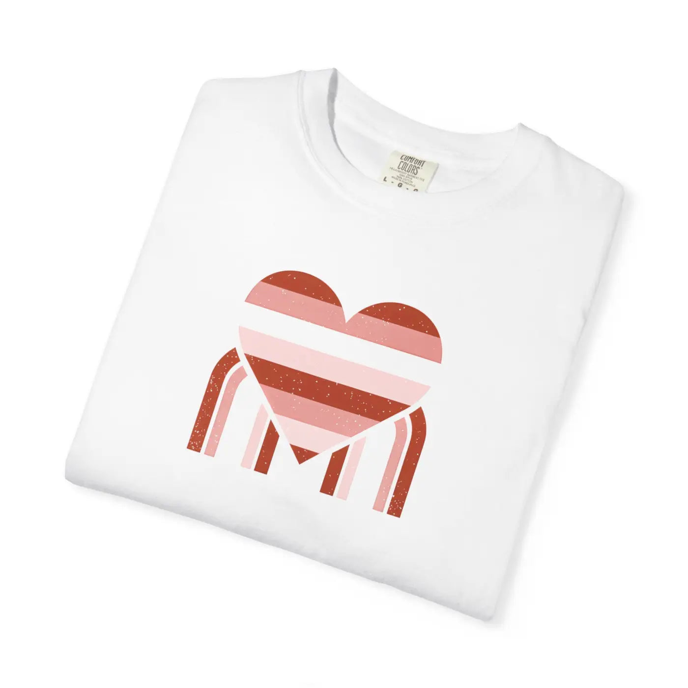 Love Pie Graphic Tee - Vintage Retro Heart Design - DipaliZ