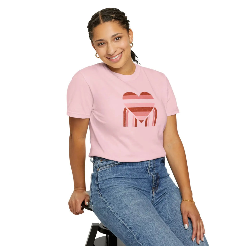 Love Pie Graphic Tee - Vintage Retro Heart Design - DipaliZ