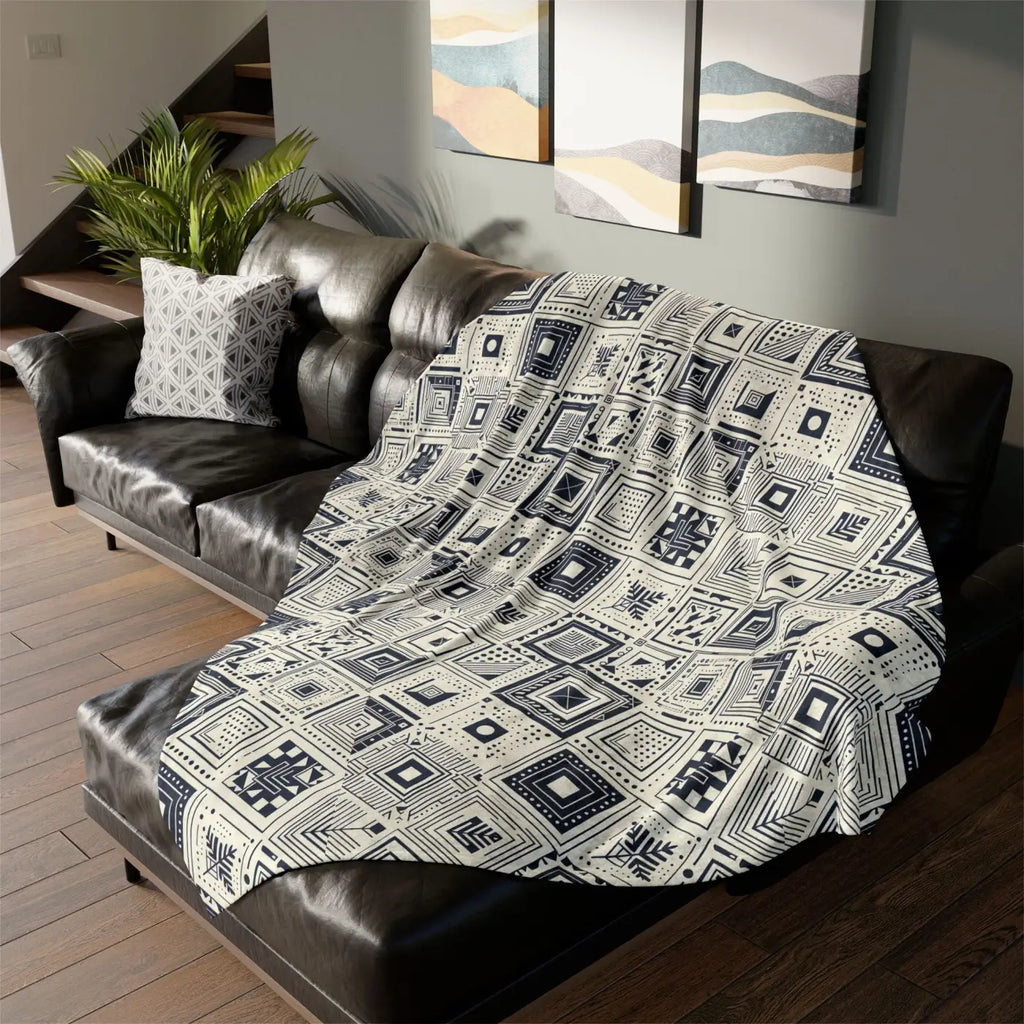 Soft Polyester Blanket - Monochrome Geometric Pattern - DipaliZ