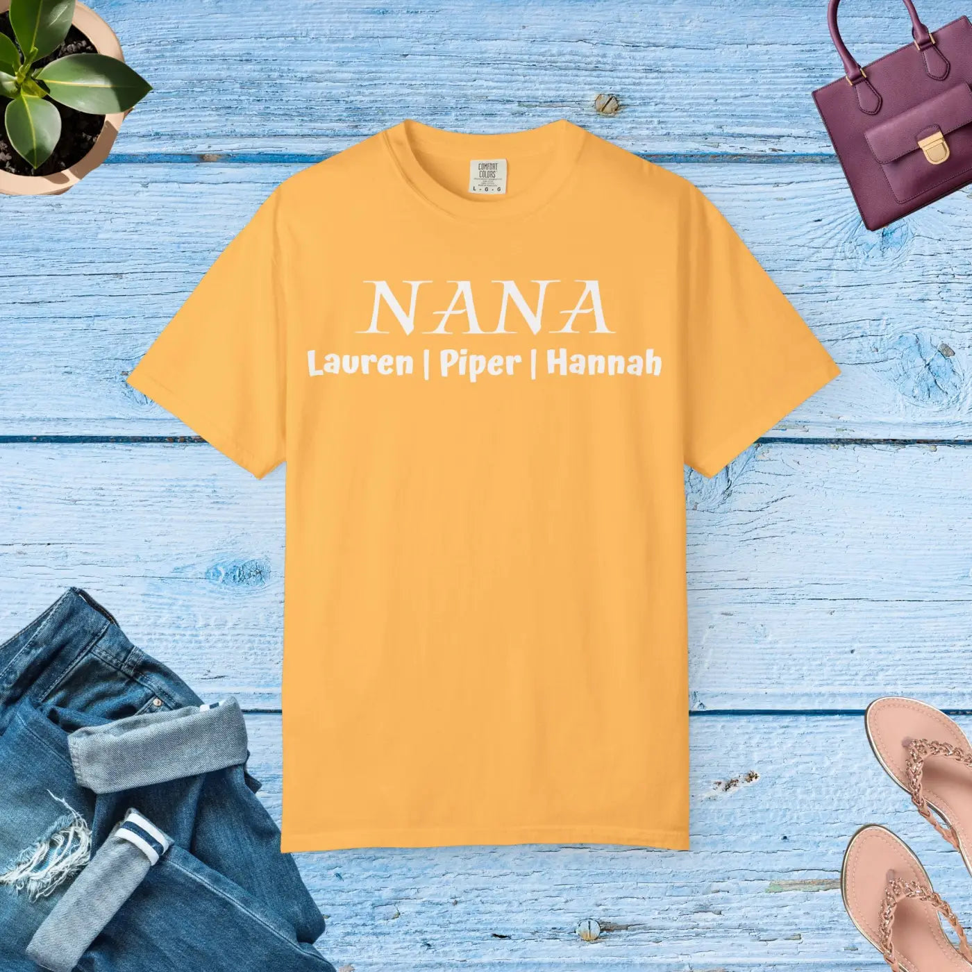 Nana Personalized Custom Names Grandma Gift T-Shirt - DipaliZ