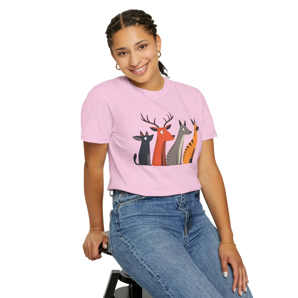 Cute Graphic Tee - Playful Animal Print for Nature Lovers - DipaliZ